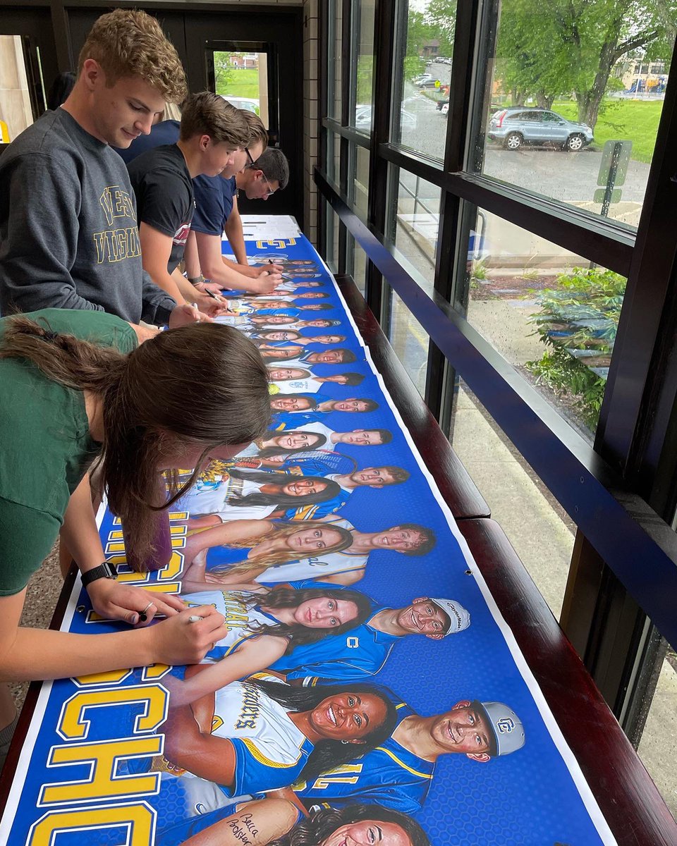 SteubCatSchools's tweet photo. Our Annual Senior Athletic Poster Signing! Graduation is just days away! https://t.co/1M47bgtzrD