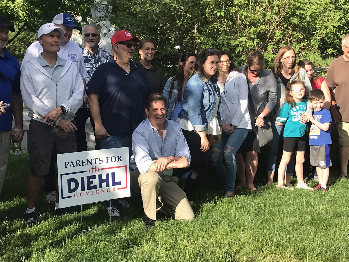 MrMeatMan2024's tweet photo. Great event today in Billerica @RepGeoffDiehl @BraintreeLynch #RayBae aka @RaylaForMA. #ParentsForDiehlRally https://t.co/vRKv2qdlgd