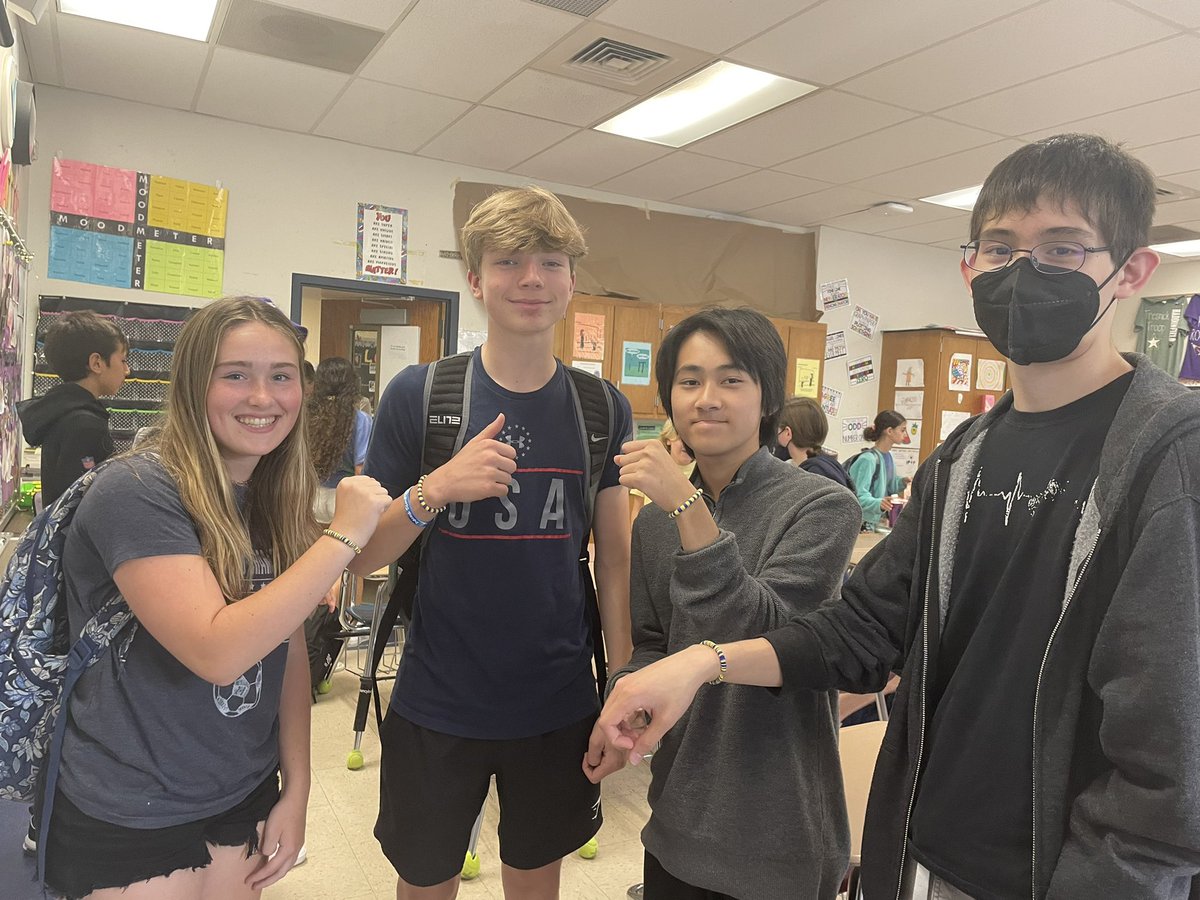 Daria Resnick tweet media