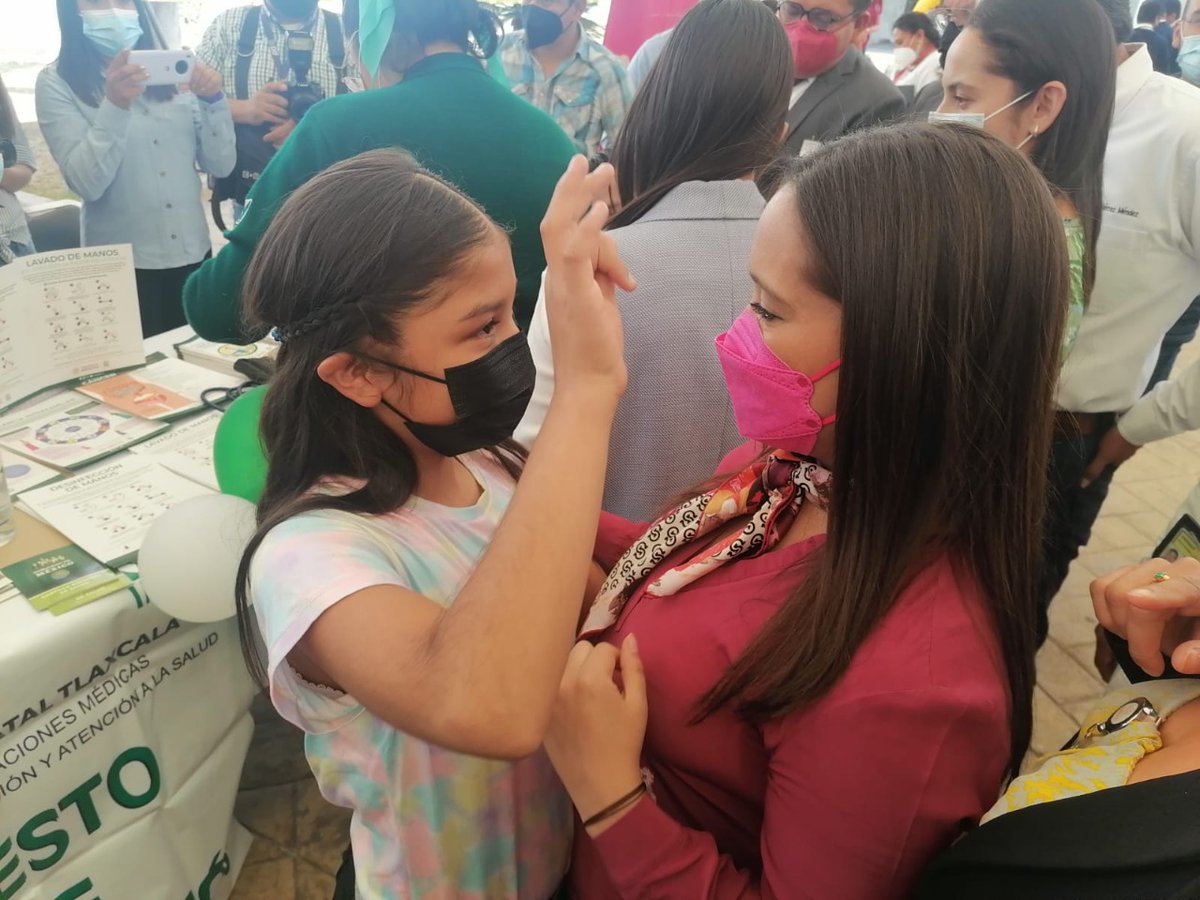 Fer_tlaxcala's tweet photo. Asistí a la inauguración de la Primera Jornada Nacional de #Salud Pública en #Tepetitla y tuve la oportunidad de compartir con los habitantes información sobre los programas de #Bienestar Integral de @bienestargobtlx. En #Tlaxcala, la salud de la gente es lo más importante. https://t.co/2TfYK9lvMn