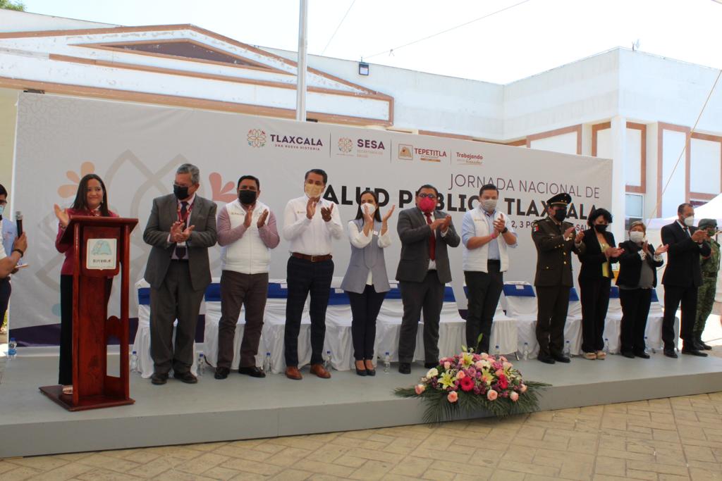 Fer_tlaxcala's tweet photo. Asistí a la inauguración de la Primera Jornada Nacional de #Salud Pública en #Tepetitla y tuve la oportunidad de compartir con los habitantes información sobre los programas de #Bienestar Integral de @bienestargobtlx. En #Tlaxcala, la salud de la gente es lo más importante. https://t.co/2TfYK9lvMn
