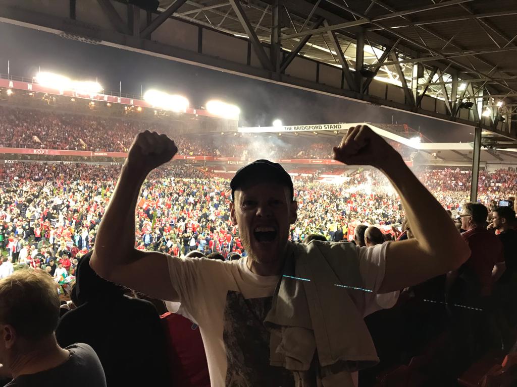 willwoots's tweet photo. We’re going to Wembley. #NFFC @samba_brice - what a guy. https://t.co/xtpEiZMHXP