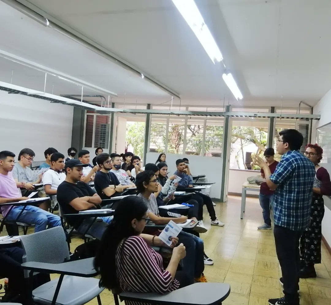 uvsomosmas's tweet photo. Exigiremos desde la representación estudiantil ante el CSU plenas garantías financieras, de calidad educativa, docente, bienestar e infraestructura para TODAS las sedes. ✌🏽😊
🗒️ Programa https://t.co/qCnOiiSgmr
🗳️ El 25 de mayo VOTA #2 al Consejo Superior en @UnivalleCol. https://t.co/tMoRIvlzkS