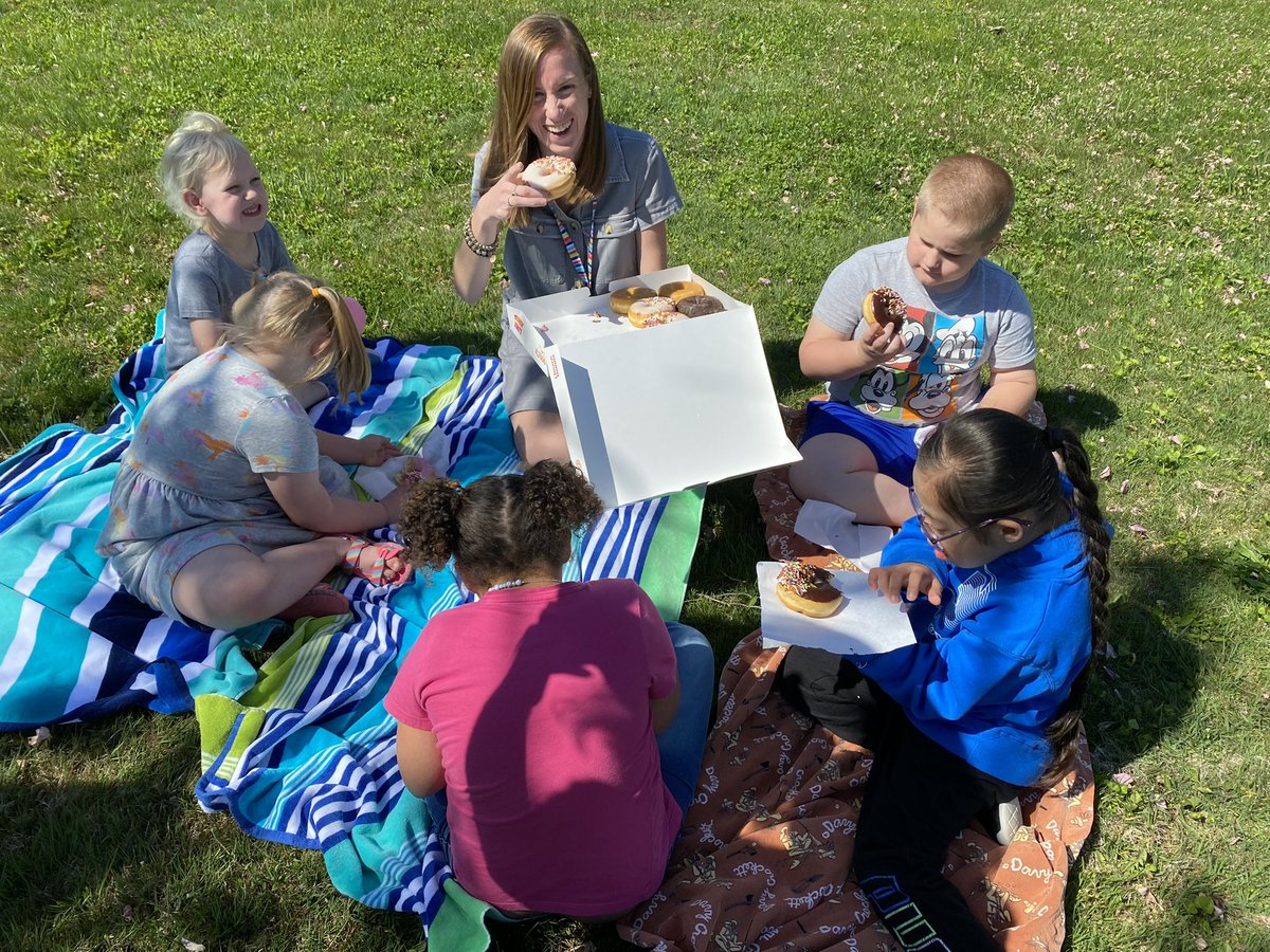 Mrs. Blanton tweet media