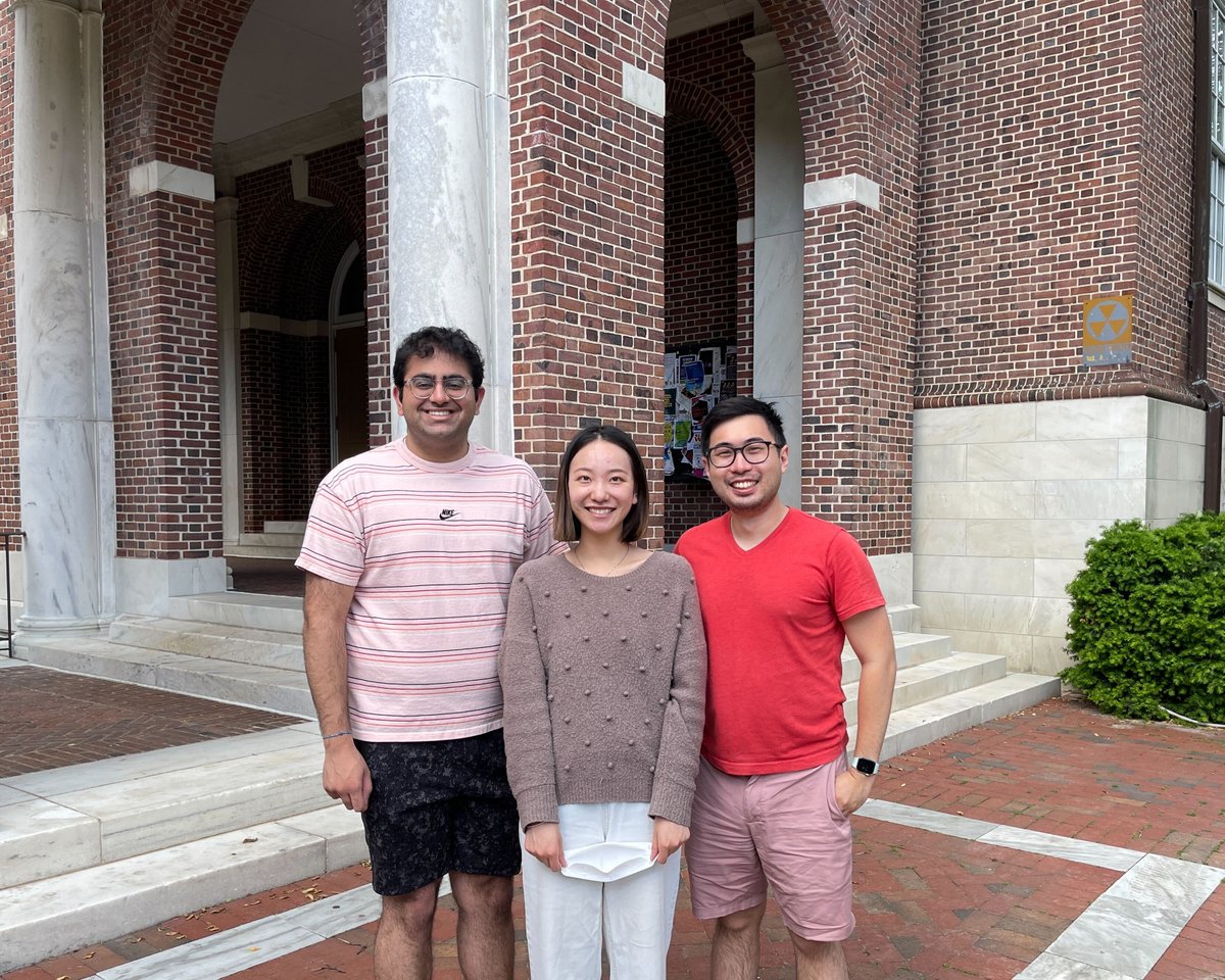 fried_lab's tweet photo. Three members of the @fried_lab (@PtoChem, Atharva Bhagwat, &amp; April Xia) received Travel Awards from the @ProteinSociety to present at #PS36! Congrats! Protein ppl, prepared to learn some cool new discoveries about the connection b/w condensates and refoldability. #FriedLabNews https://t.co/hbzCMgnFRY