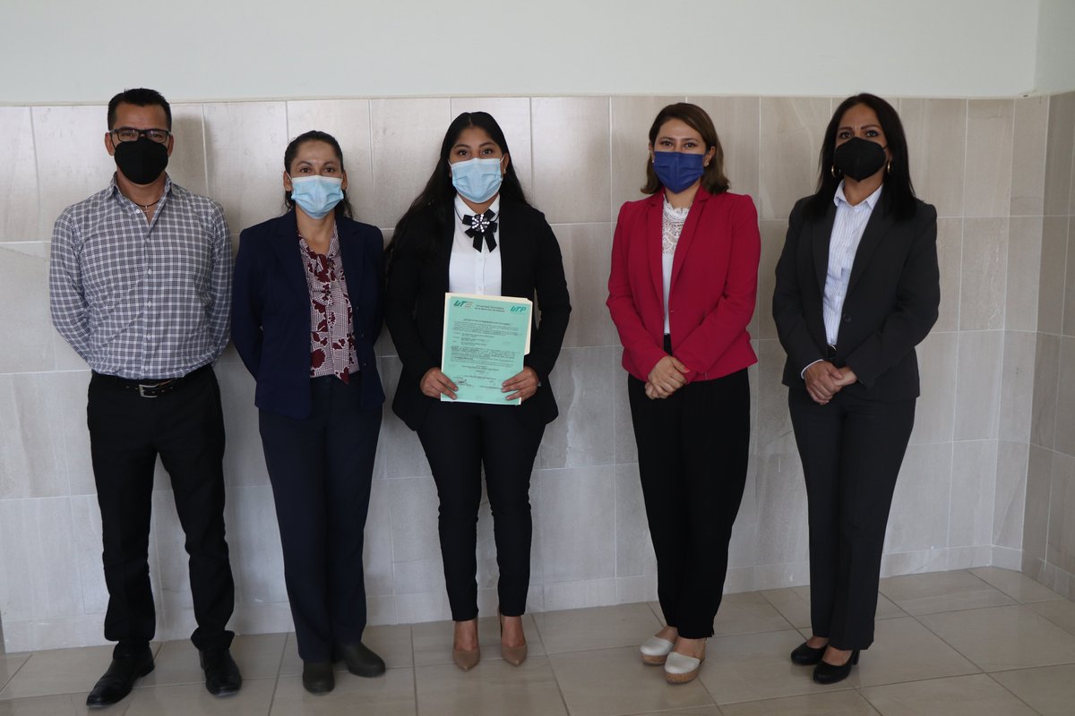 utsierrasuroax's tweet photo. Felicitamos a las y los egresados 🙋‍♀️🙋‍♂️ de la Licenciatura en Gestión de Negocios y Proyectos, quienes presentaron con éxito su Defensa de Memoria de Estadías. 
Cumpliendo con el protocolo correspondiente, el Jurado Calificador integrado por docentes de la #UTSSO.
#SomosUTSSO https://t.co/d5MyG7ZM2q