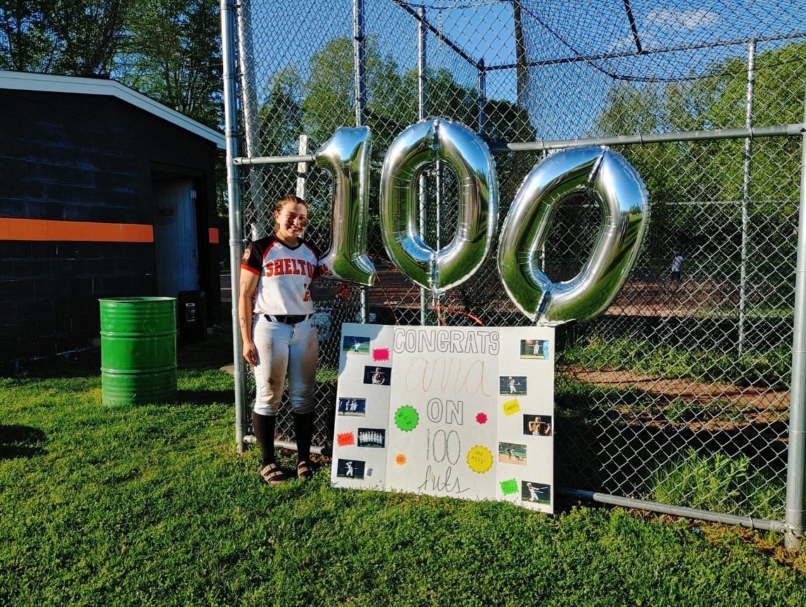 sheltongaelsAD's tweet photo. Shelton wins 13 to 10 vs lyman Hall. Anna Leone hit her 100th varsity hit! https://t.co/icbMiX3gNE