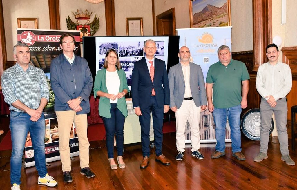 Visit_LaOrotava's tweet photo. 🏛️ Nuevo catálogo sobre los Museos de La Orotava en su Día Internacional. Información significativa de estos espacios Culturales y Patrimoniales.

Más info en https://t.co/GdfC7PjyUx

#LaOrotava #Museos #DíaInternacional #CittaSlow #Tenerife ♻️🐌

ℹ https://t.co/Rz0bPTOweC https://t.co/l517O1Hers