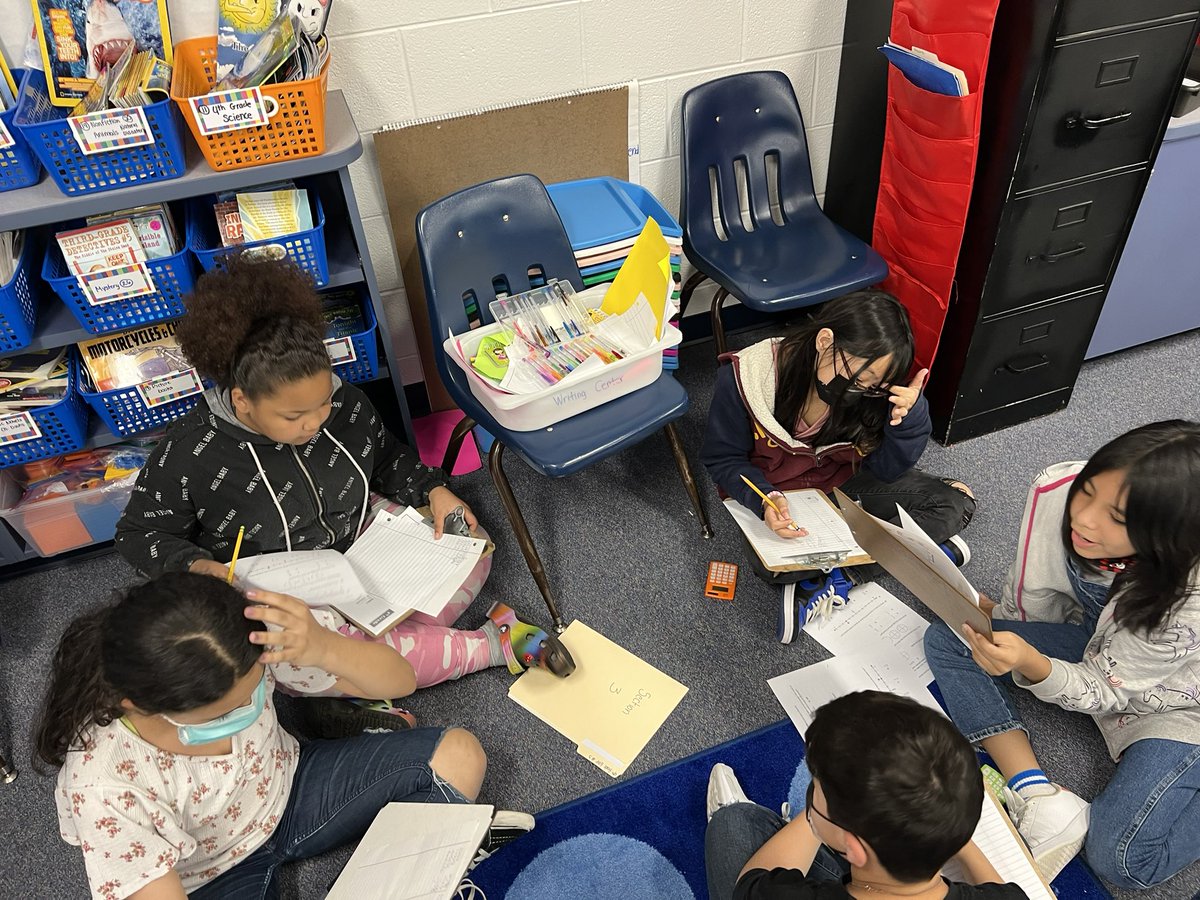 schuckea's tweet photo. These superstars 🤩 reviewed for their math SOL by working together to solve problems and playing Connect Four #montypride #SOLreview https://t.co/Kl02z4JX4l
