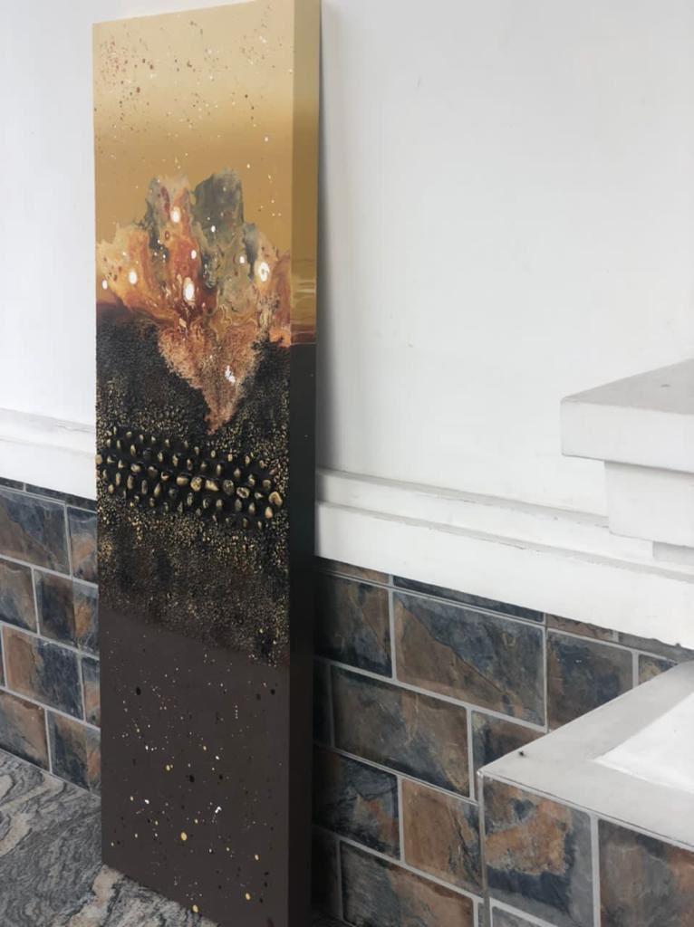 nikbest780's tweet photo. Here is an inspiration of the galaxy and the earth 🌍 below it.  With a modification of color. 
Medium:Acrylic water based on canvas 
Concept:Stone coated craft 
Color: Yellow ochre, Burnt sienna,Red and Gold
#ArtistOnTwitter #NFTGiveaways #NFTCommunity #nft #acrylicpainting https://t.co/ZBVnezDb2q