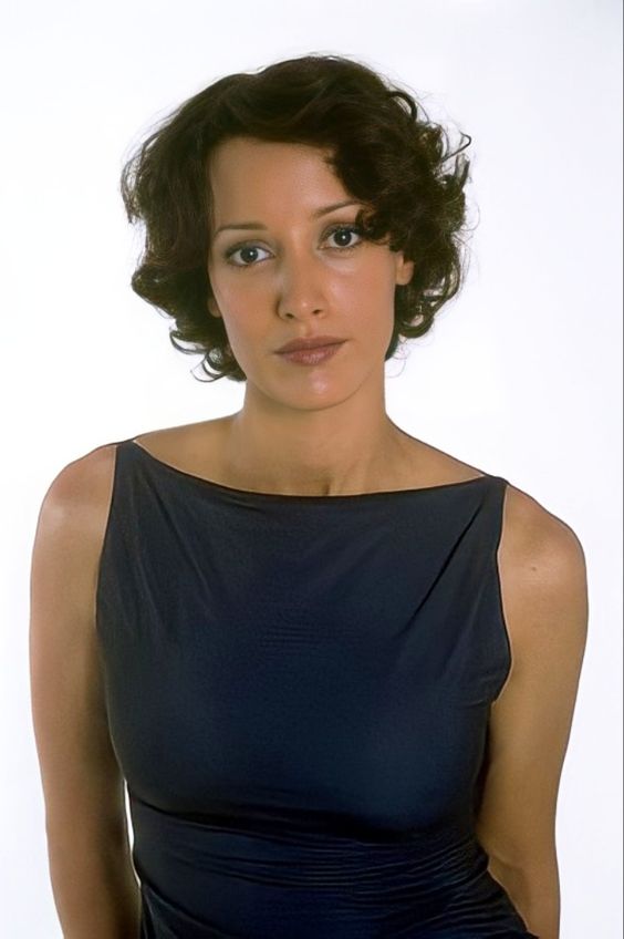 daily jennifer beals (@jbealsdaily) on Twitter photo 