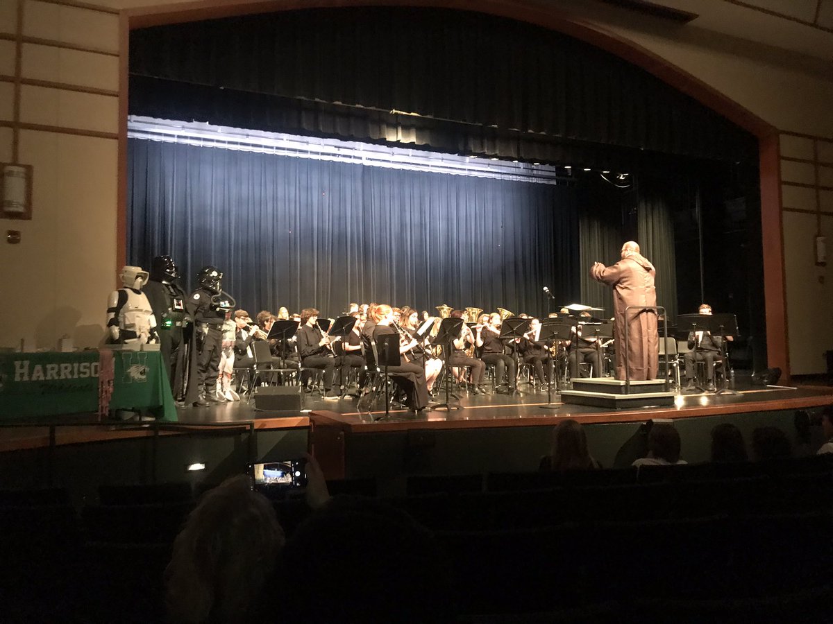 Big night for Star Wars music! Great job and great concert, Harrison Band! <a href="/SLSDNiehaus/">Mr. Niehaus</a> @wildcatsofhhs <a href="/SLSDSuper/">John C. Hamstra</a>