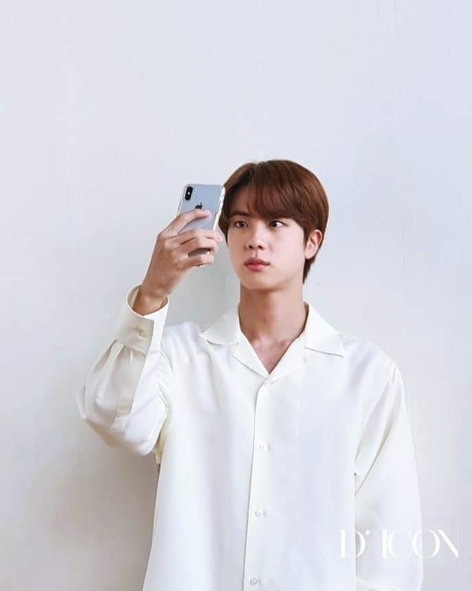 KimThcT64379704's tweet photo. Đẹp trai quá A owiiii
KIM SEOKJIN AT VIP PREMIERE
 #SEOKJIN 
#ProofOfInspiration2
#Proof_of_Jin Listen to #Yours_Jin the best OST of 2021 and #SuperTuna_Jin the global viral hit song by #BTSJIN #방탄소년단진  @BTS_twt https://t.co/hjq5I0navI https://t.co/IGNC1IVNAm