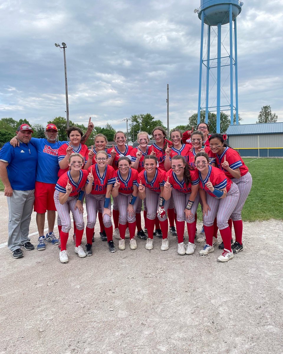 ChucktheWeight's tweet photo. With a 6-5 #WIN over the #Lady #Panthers of #Pioneer the Lady #comets are #undefeated #hnac #champs #softball #conference #conferencechamps https://t.co/yDyeX499KB