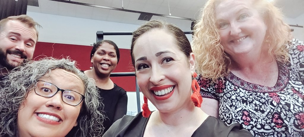 MsUrbanoMusic's tweet photo. LATE POST! The Annual AISD Elementary All-City Choir Festival was AMAZING. Our Hart Rocket 10 did superb. It was such an honor to be a clinician and conductor for so many amazing young singers! ¡Bravo a todos! #TalentGrowsHere #AISDProud #ElementaryChoir #HartRockets @AISDArts https://t.co/XACAzXUsWu