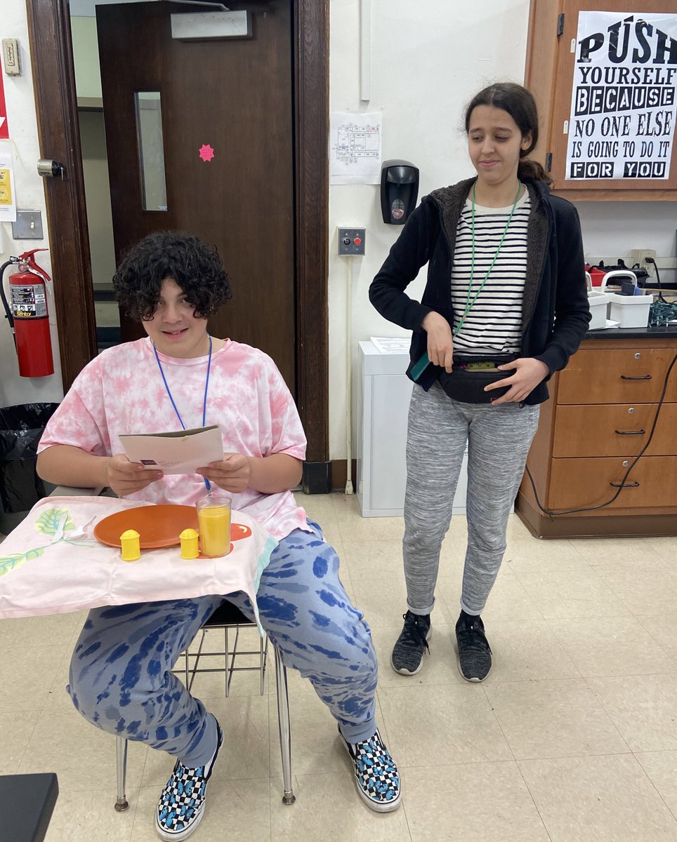 C_Lista_WHS's tweet photo. After learning about food items, the partitive, and expressions to order food, #French1 students picked an activity from the #choiceboard below. #WeeOui #Weehavefun @WeehawkenTSD https://t.co/693EK8hlDx