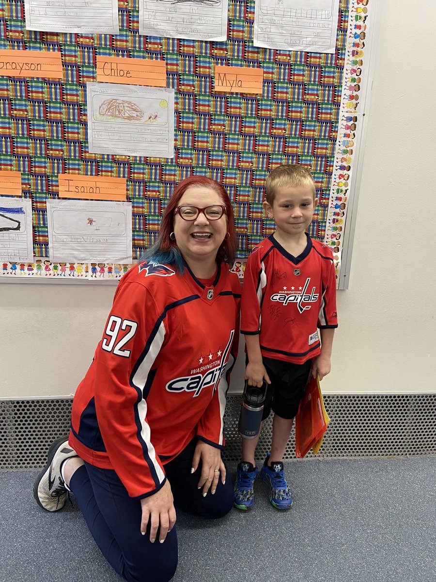 FCPS_JenTrueK's tweet photo. We had some Lion Pride (and Capitals pride)! #NMWRoars https://t.co/0hYRRUqCd3
