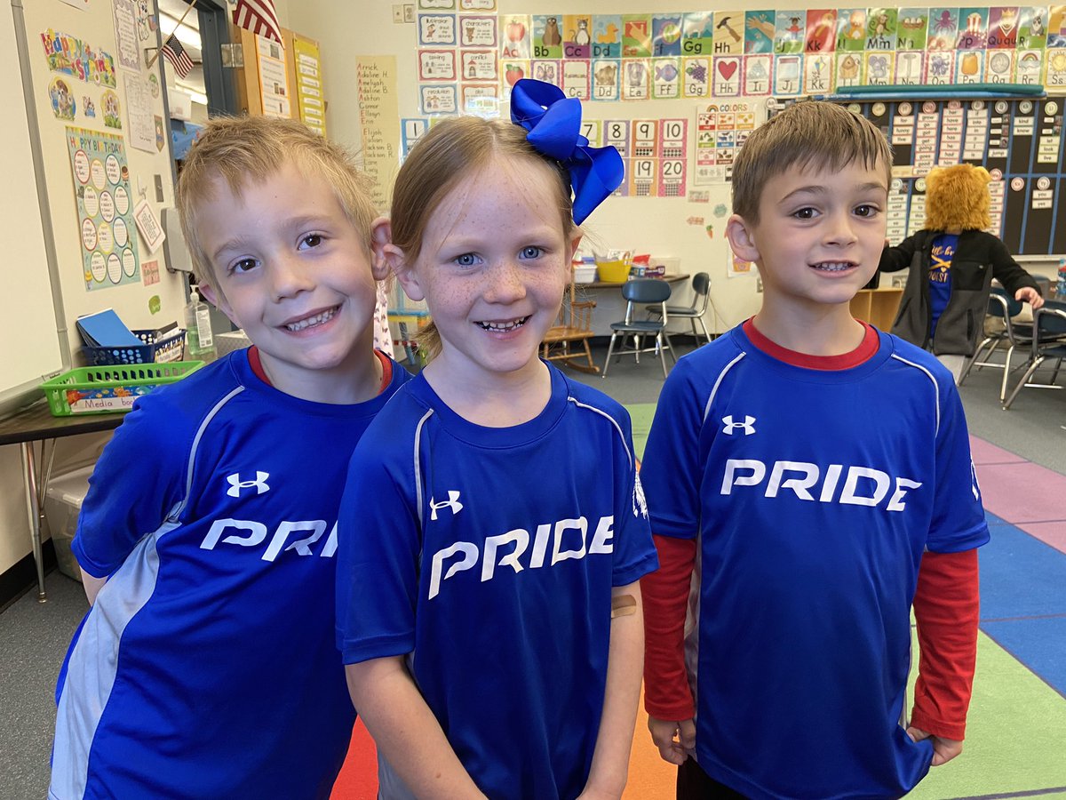 FCPS_JenTrueK's tweet photo. We had some Lion Pride (and Capitals pride)! #NMWRoars https://t.co/0hYRRUqCd3