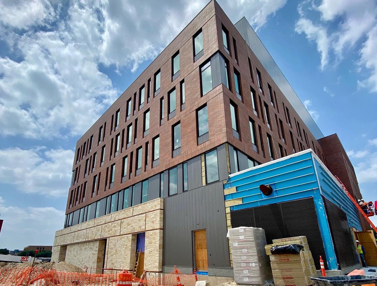 utsacaicc's tweet image. The view from the other side of the home of #UTSA School of Data Science downtown #SanAntonio
From any view = 🔥🤩
#SDSData #datscience