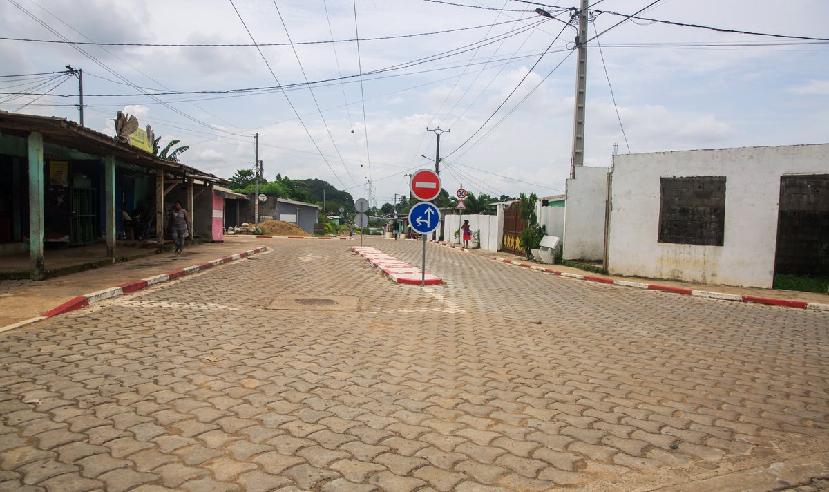 Le <a href="/PresidentABO/">Ali Bongo Ondimba</a> prône l’efficacité dans la conduite de la chose publique, c’est la raison pour laquelle il s’est à nouveau rendu sur les chantiers routiers, aujourd’hui réhabilités après son dernier passage.