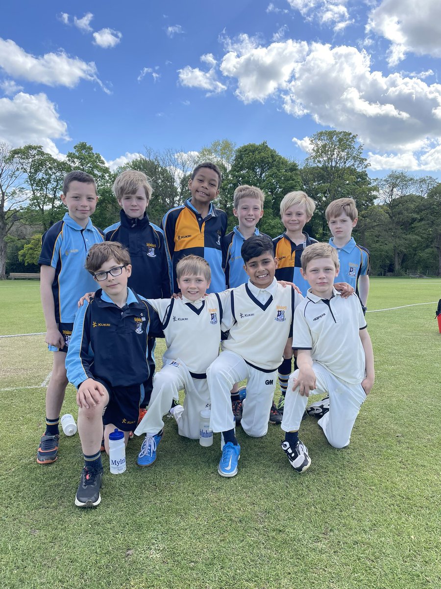 MylnhurstSport's tweet photo. Improving week by week the Mylnhurst u9โs played some confident cricket against our friends from @StPeterStPaul_ @SPSPOrgUK today! @HolmesfieldCC #lineandlength #teamwork #welovecricket #leavewithasmile https://t.co/LdnGdquA4R