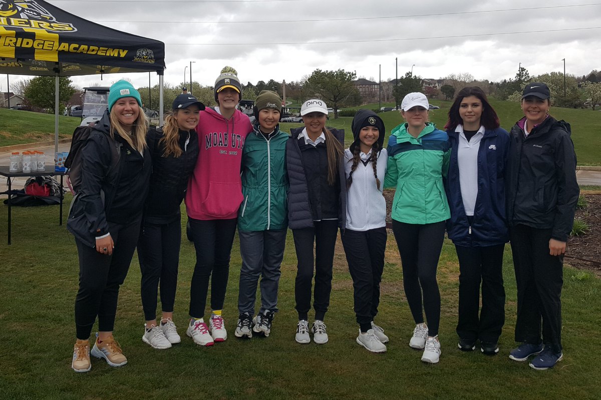 PRA_Miners's tweet photo. PRA Girls Golf hosted a tournament at Thorncreek and took FIRST PLACE!! Congratulations to the team!
#2-Hope Torres 
#7 Erin Choi 
#9 Leyni Stavola 
#13 Kate Dinges 
#18 Rachel Ortiz 

#gominers #prahs #pragolf https://t.co/WpLrYbhFJ9