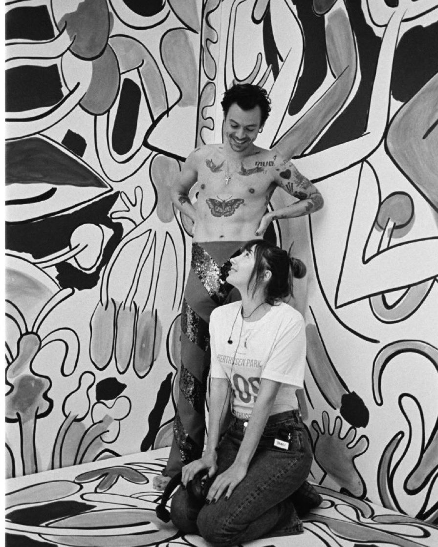 duplicitybullet's tweet photo. river and harry in the art room @petit_cerise123 https://t.co/0FNQBbzxT3