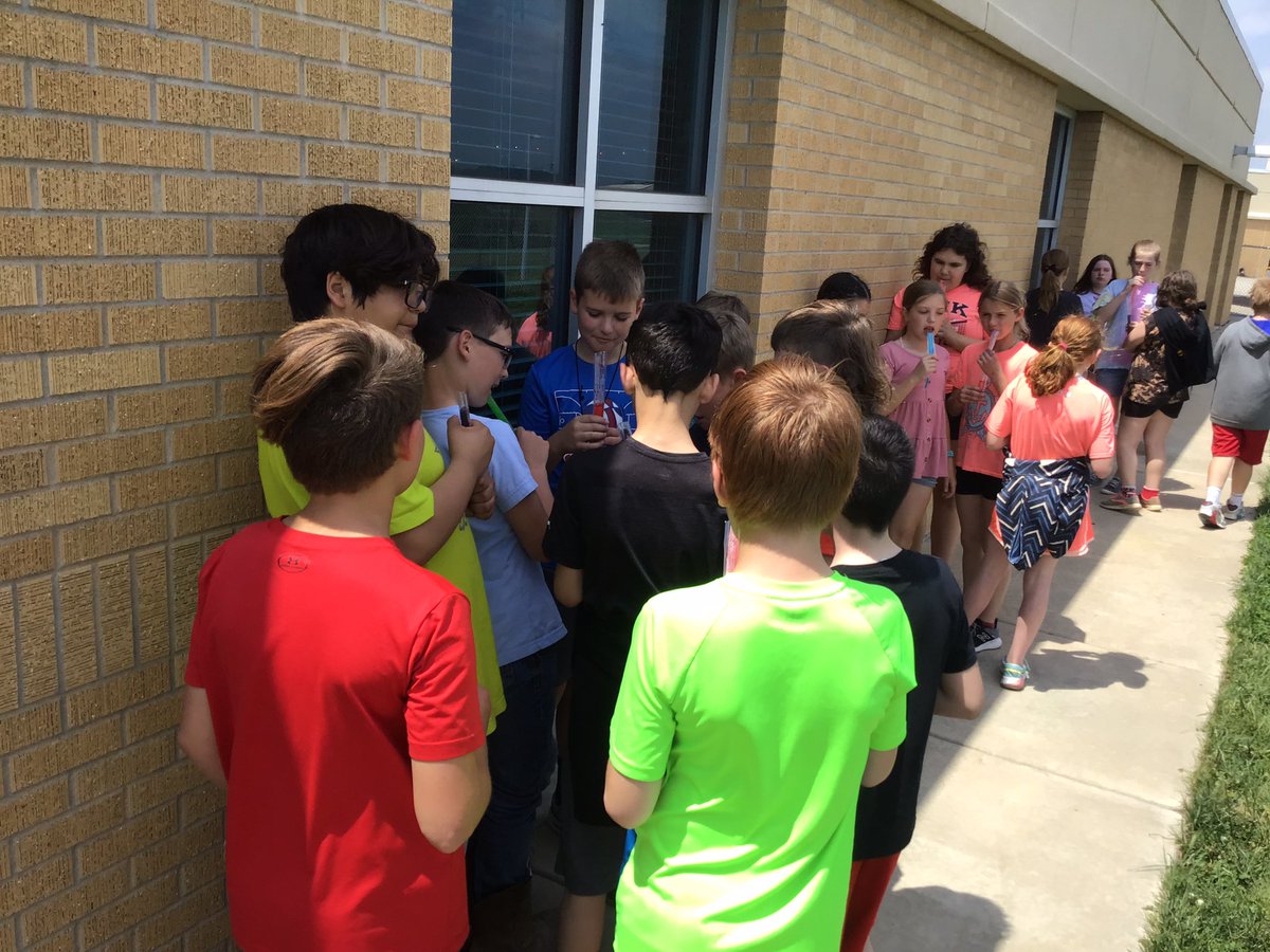 My5thGrade's tweet photo. What do you do on a hot, steamy day? Eat popsicles of course!@USD449 https://t.co/cy8HSPt69L