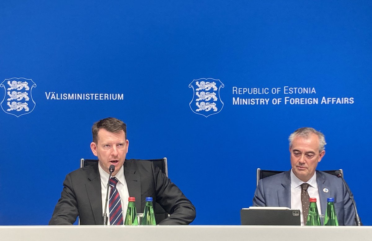 vseviov's tweet photo. Handing over the Team Europe Partnerships Portal to 🇪🇺 @EU_Commission - 🇪🇪-developed innovative solution to bring together the needs of partner countries with the solutions offered by 🇪🇺, leading to more effective development cooperation, and more bang for our bucks (Euros). https://t.co/mbTkqGN7Dt