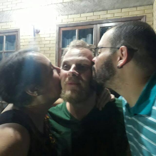 InsSociaux's tweet photo. A novelty in the 'Interview with a Social Insect Scientist' series. We did interview not 1... not 2... but 3 scientists, the head team of 'Ants of Brazil', Fernando Schmidt, Carla Ribas and Rodrigo Feitosa @rsmfeitosa.
https://t.co/jyNEM6lQ9F
#scicomm #ants #Brazil https://t.co/GJAhFtTP19