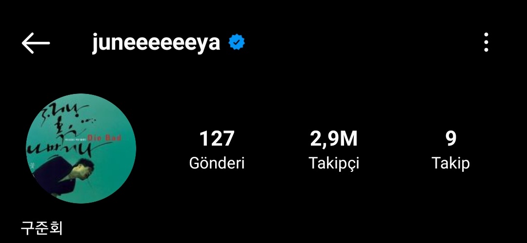 Junhoe 31 kişi olan takip ettiği kişi sayısını 9'a indirmiş.