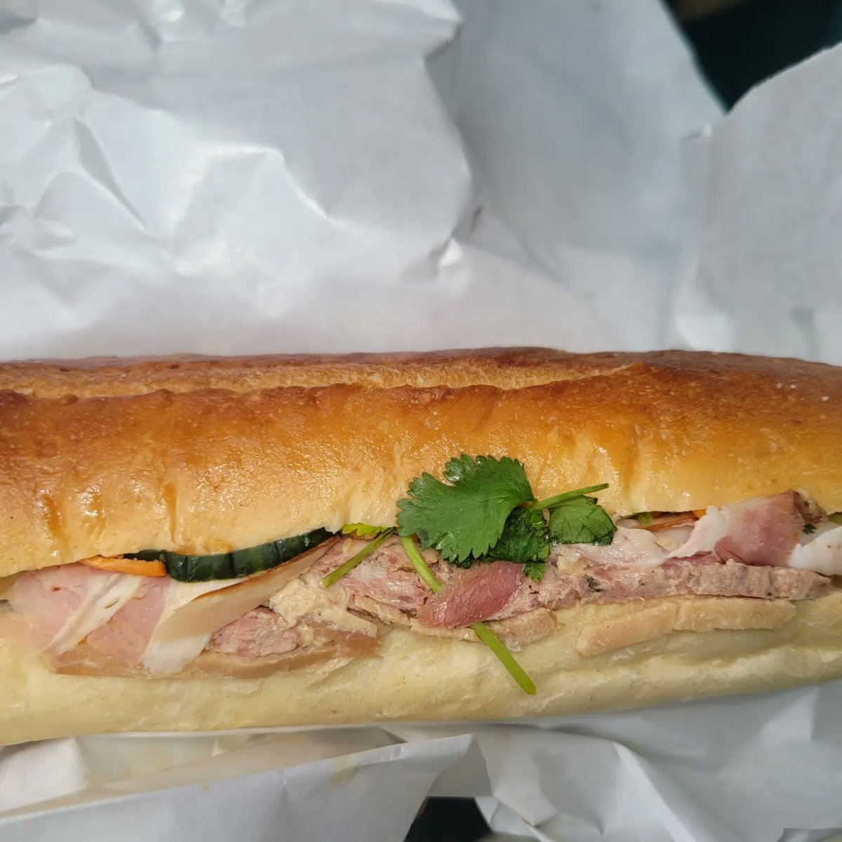 soulfoodscholar's tweet photo. That day, the special was a "John Mi," a play off a #bahnmisandwich that included: #rabbit and #porkcheek #terrine, smoked #pancetta, house #pickledvegetables, #mayonnaise, in a Bandit Patisserie #milk bread #hoagie. https://t.co/26jOmzYtvi