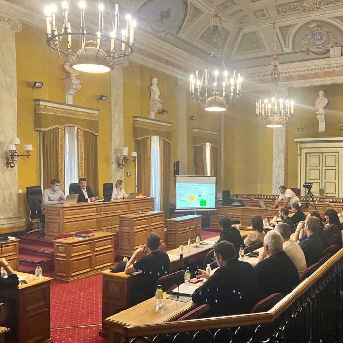 emaho_asso's tweet photo. [ CONSTITUTION DE L’ASSOCIATION HUB CORSICA ]

L’Assemblée Générale Constitutive du Hub Corsica s’est déroulée aujourd’hui à Ajaccio, dans la salle des délibérations du Palais Lantivy 🙌 https://t.co/BfAcvwhQVF