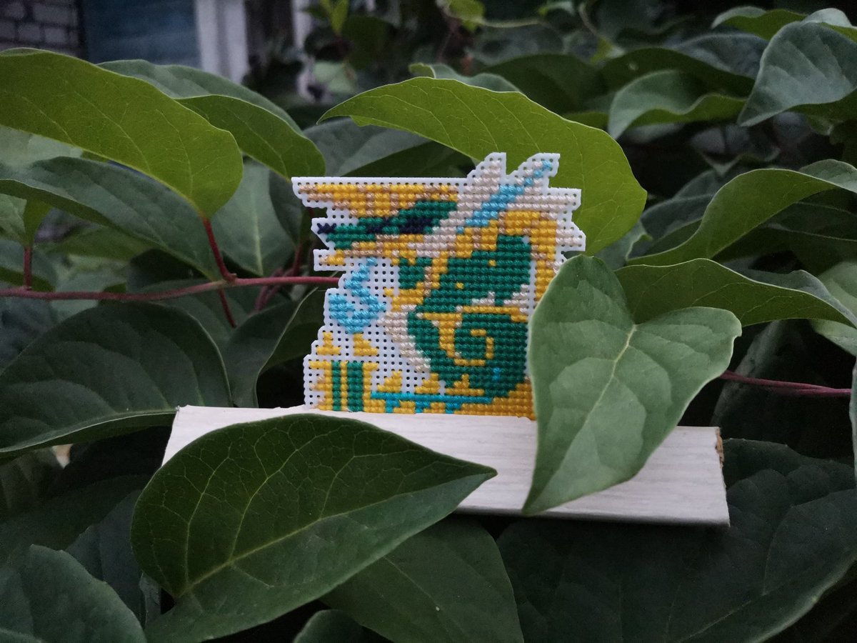 Hell_arred's tweet photo. What about Zinogre? 
Another one of my favorite monsters from Monster Hunter. 

The figurine is made in the technique of cross-stitching on a plastic canvas.

#handmade #crossstitch #cross_stitch #MonsterHunter #zinogre https://t.co/4PyMT5iEJJ