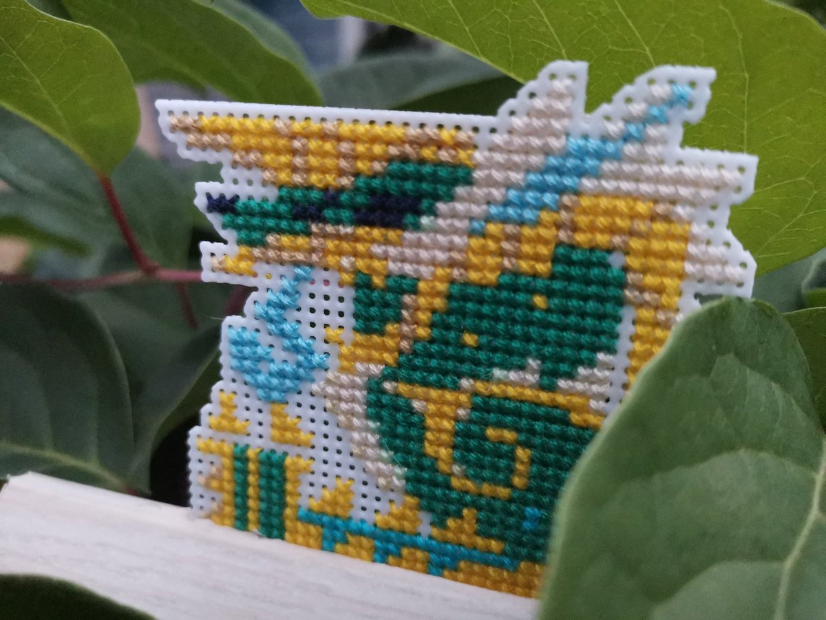 Hell_arred's tweet photo. What about Zinogre? 
Another one of my favorite monsters from Monster Hunter. 

The figurine is made in the technique of cross-stitching on a plastic canvas.

#handmade #crossstitch #cross_stitch #MonsterHunter #zinogre https://t.co/4PyMT5iEJJ