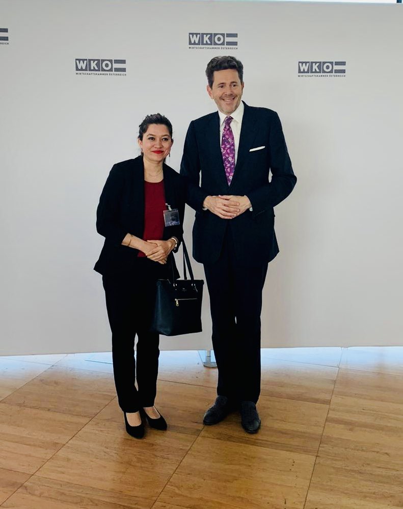 ila_mainali's tweet photo. Met Dr. Harald Mahrer, President of the Austrian Federal Economic Chamber at a reception hosted by him https://t.co/1ftFEzWuHq