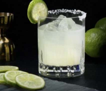 RetroroomL's tweet image. Its Tequila Tuesday with bartender Mark today from 4pm-8pm. Come check out his specials! #palmsprings