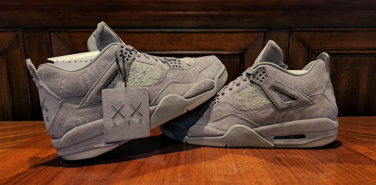 My #1 Grail Finally Passed After 8x trying to get em!! Ty @flightclub For the LEGIT ✅️!! These are 🔥 🔥 🔥 @nike @Jumpman23 @nikestore #kaws #jordan #goals #kaws4 #retro
#snkrsliveheatingup #SNKRS