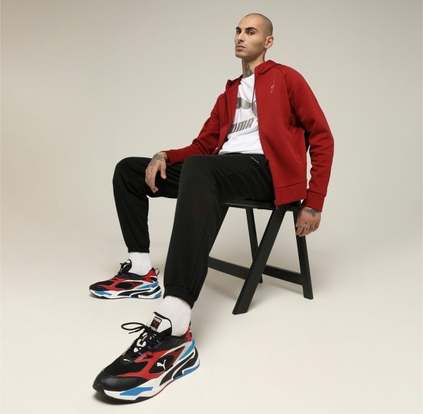 PUMAParaguay's tweet photo. ¡Encará tu rutina al 100% con #Puma💪
Encontrá tu RS Fast en nuestra tienda online📲
#RSFast https://t.co/8cmiyAOR15