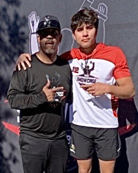 KarrQb's tweet photo. Placed “Final4QB’s” @ Keith Miller’s QB Challenge Showcase. Measured at 6’3 190 78” Wingspan 3/2022 @coachkeith_1k @CoachSeabass @coachjimvert @SoCalVarsity @breezepreps @JeremySadowski @MiraCostaFB @CoachMcArthur6 @antonclarkson11 @latsondheimer @GregBiggins @QBHitList https://t.co/NZ2aUVN31Z