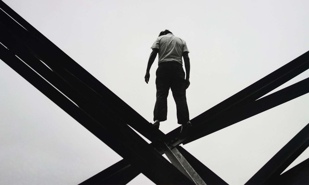 obrasdeartecom's tweet photo. Falleció el fotógrafo Enrique Metinides (1934-2022), famoso por sus hermosas composiciones en imágenes de nota roja.
Aquí algunas de sus fotos más emblemáticas. https://t.co/YoeqX2C2Np