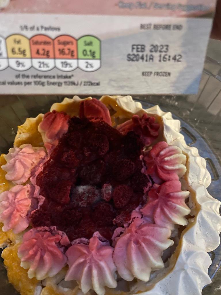 burgerdenc's tweet photo. @Tesco 2 pavlovas purchased 2 weeks apart. Kept refrigerated until the day of consumption (a couple of days after purchase). Both rotten &amp; inedible https://t.co/87u4ixadWy