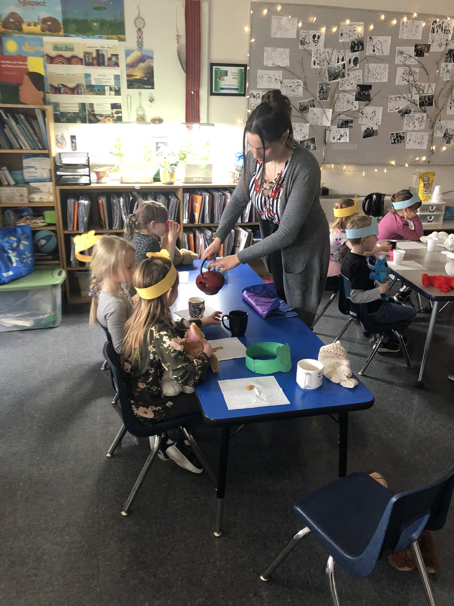 annaleeskinner's tweet photo. @thickwoodArts @MissPunkosClass kindergarten is having a tea party and listening to the Spirit Bear story. @SpiritBear @cblackst @indigenousFMPSD https://t.co/8WX23D9ZZ7