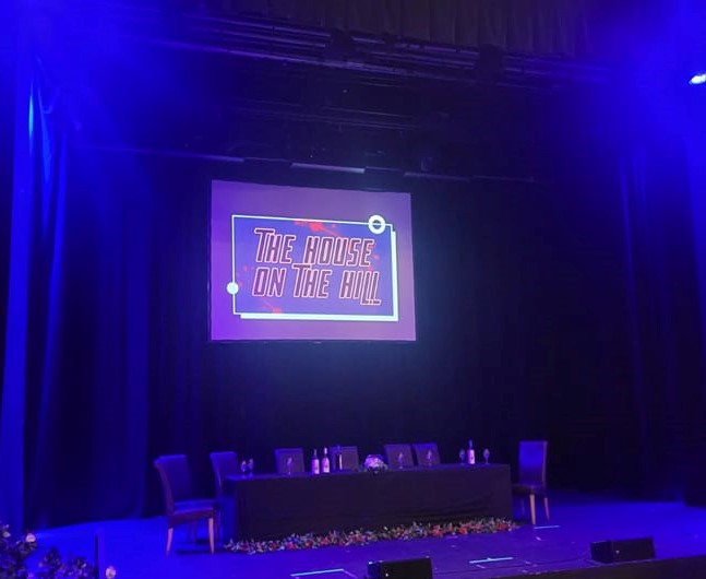 thecustomshouse's tweet photo. 🏚 Showtime for our Junior Youth Theatre 🏚
👏 Well done to all of our performers tonight. You were all brilliant 👏
#junioryouththeatre #theatre #learningandparticipation #breakaleg https://t.co/V7nU6Eon9I