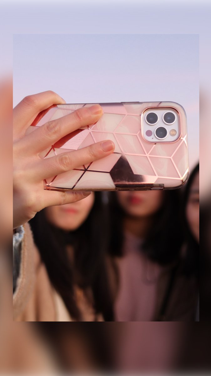 PopshineCases's tweet photo. “Still shine ✨ after two years of use.” Thank you @Selina for sharing this with us.

https://t.co/9gPzhI1iqv
#girls  #selfie  #tuesdayvibe https://t.co/eTX1GSHawk