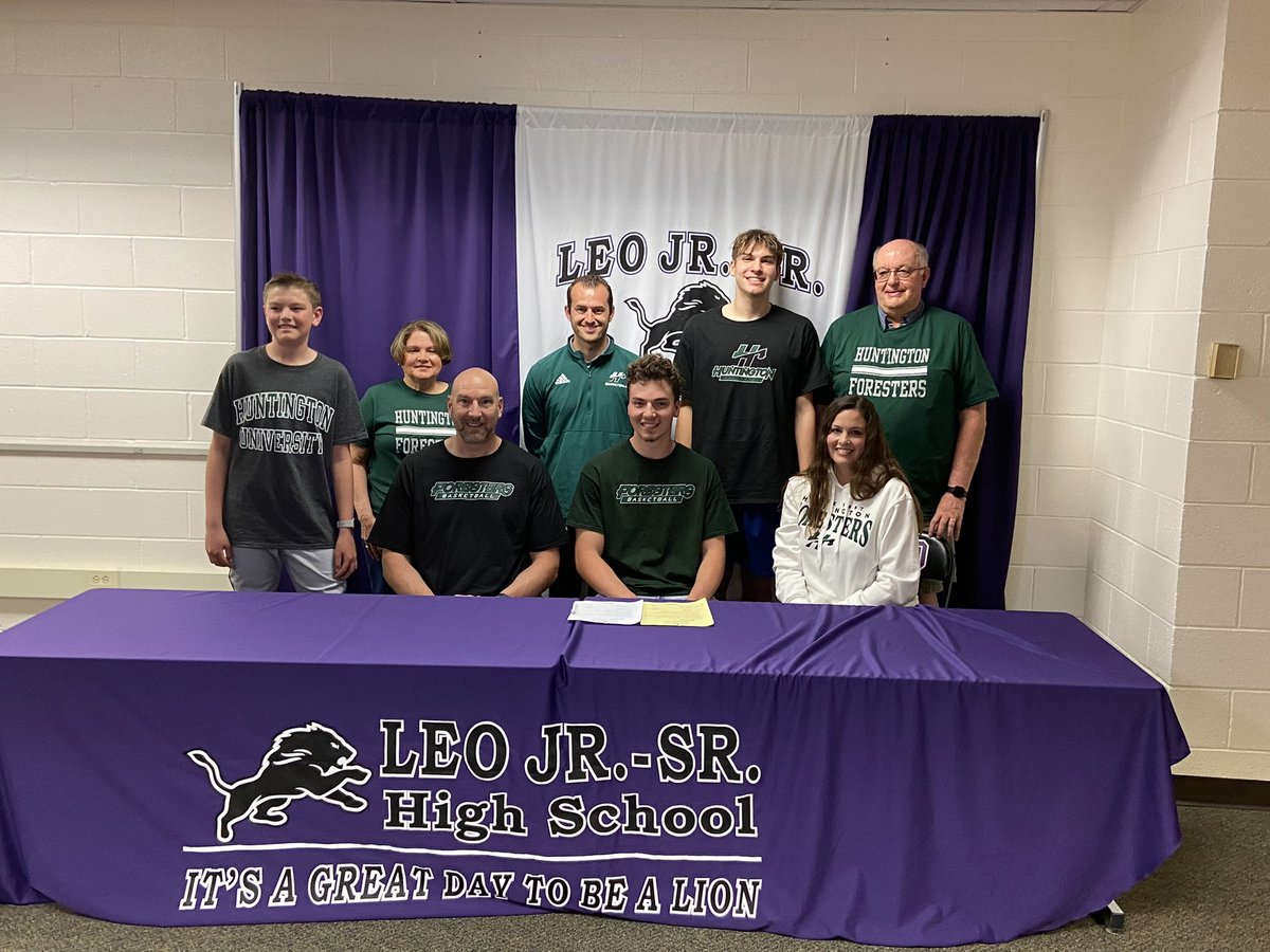 Leo Lions Boys Basketball tweet media