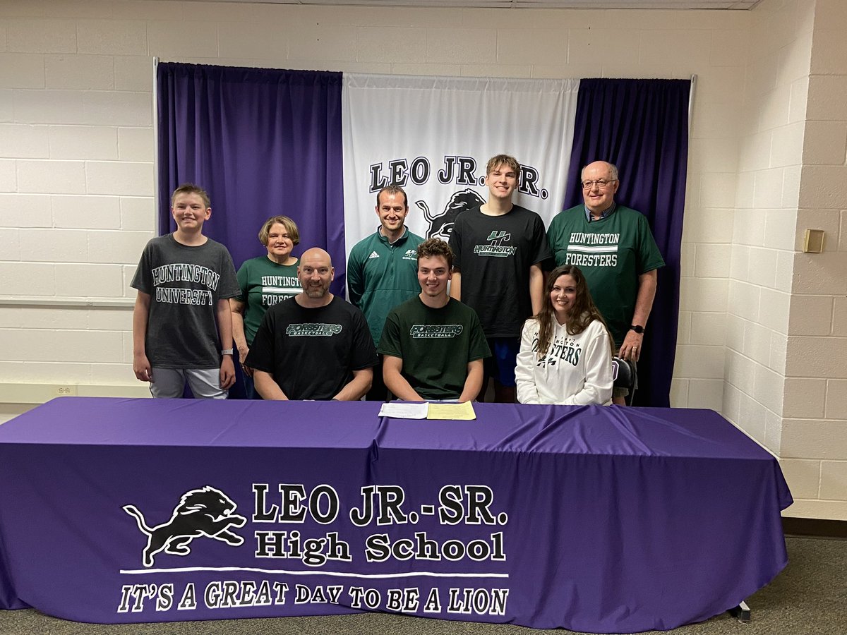 Leo Lions Boys Basketball tweet media