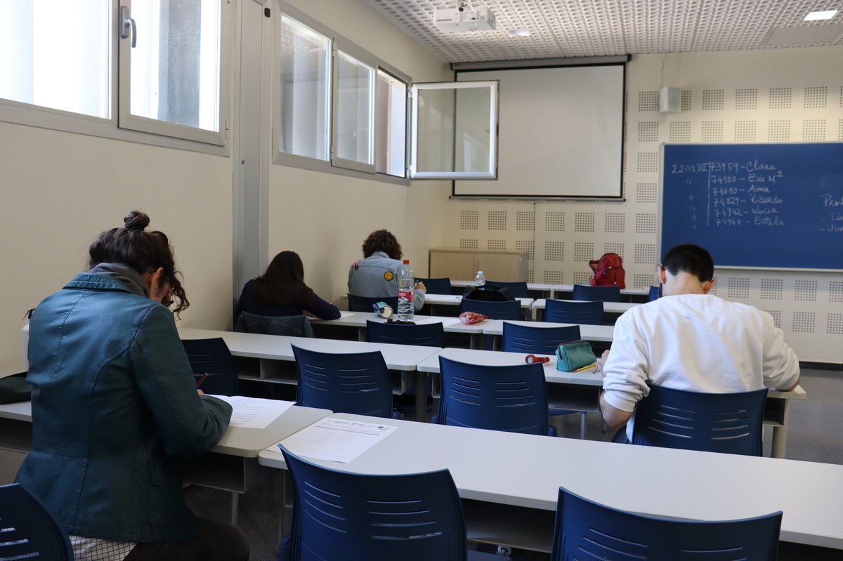 llenguesUV's tweet image. 📝 Hoje começaram os testes do #CAPLE de maio.

👩‍💻 Até o 20/10 podem-se inscrever nos testes do mês de novembro, na @UV_EG.

📝 Inscrições e mais informação em uv.es/llengues/caple. 📲

@letras_ulisboa @ULisboa_