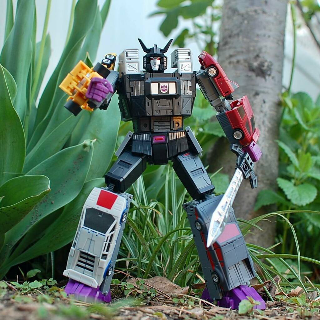 new0rder2k's tweet image. Magic Square Menasor
◀️BTS▶️
#transformers #menasor #vectorsigma #megatron #new0rder2k #toysphotography #magicsquare #newage #stunticons instagr.am/p/CdYZFamuwf2/
