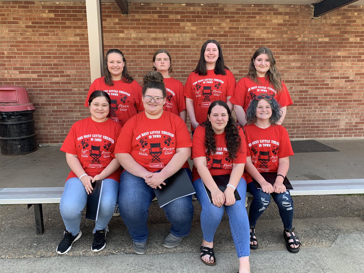 MrsStaplesEP's tweet photo. 2022 Middle School Pop Concert Performers and Stage Crew. https://t.co/17YPwePNxl